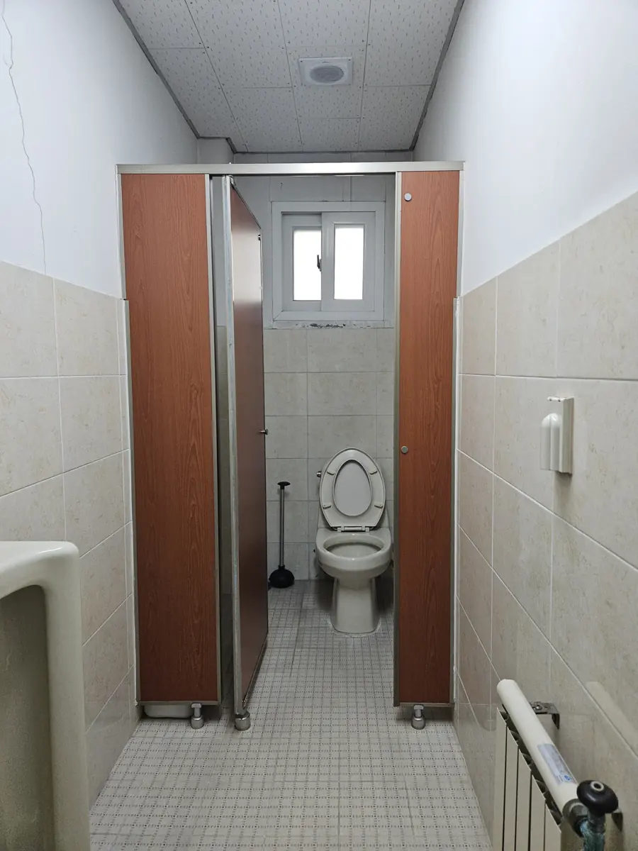 상가화장실칸막이 화장실큐비클 시공 사진